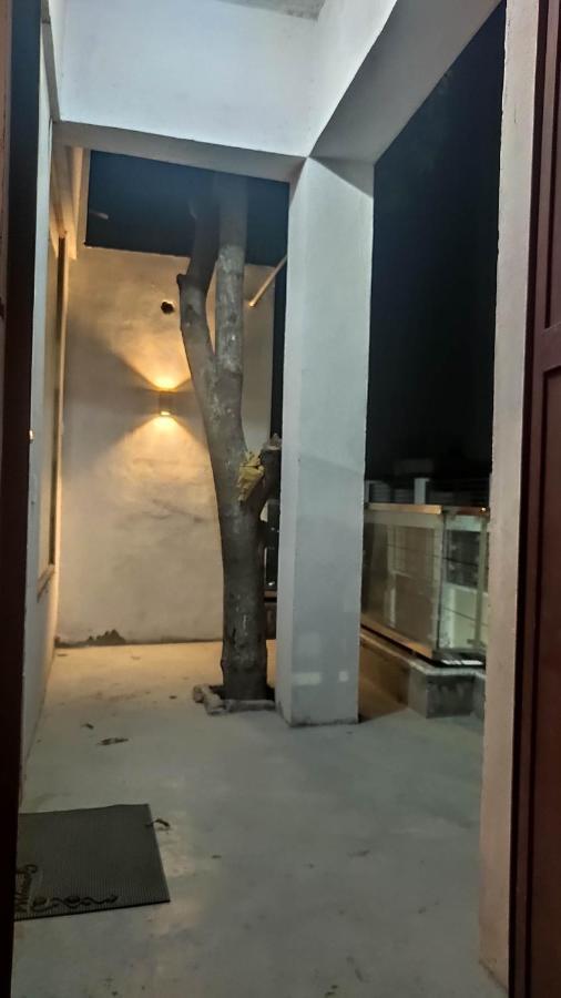 Ira Homestay Mathura - Divine Spiritual Stay Екстер'єр фото