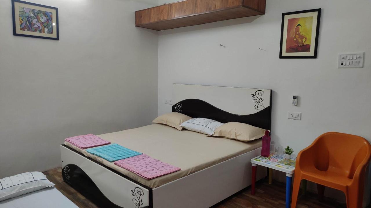 Ira Homestay Mathura - Divine Spiritual Stay Екстер'єр фото