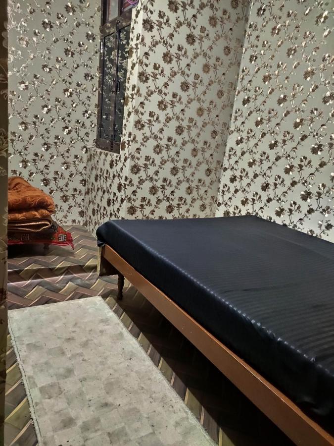 Ira Homestay Mathura - Divine Spiritual Stay Екстер'єр фото